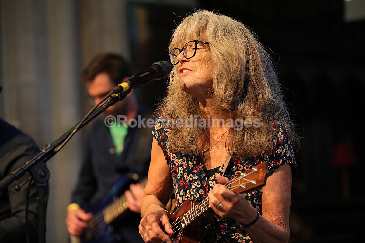 FOLK N BLUES-157 - FOLK and BLUES SEPT 2022