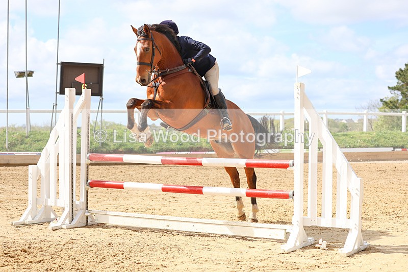 3E7A8255 - Class 11: 1 metre open