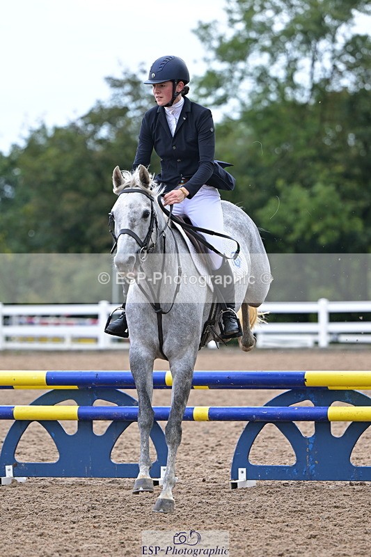 240925A-103145-00072 - Clear Round