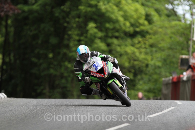 34 - Monster Energy Supersport Race 1
