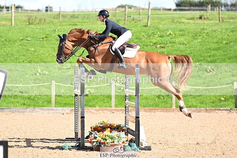 240913A-121808-04338 - Cls 15 Snr Foxhunter