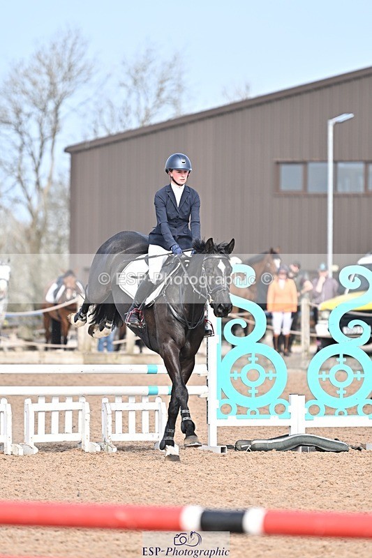 250326-100042-00096 - Cls 1 British Novice and 90cm