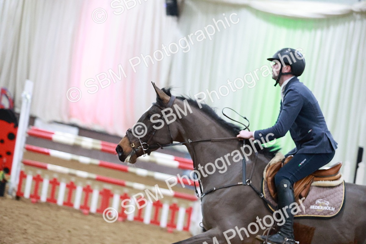 SBM_001256 - Class 5 - Senior Foxhunter 1.20m