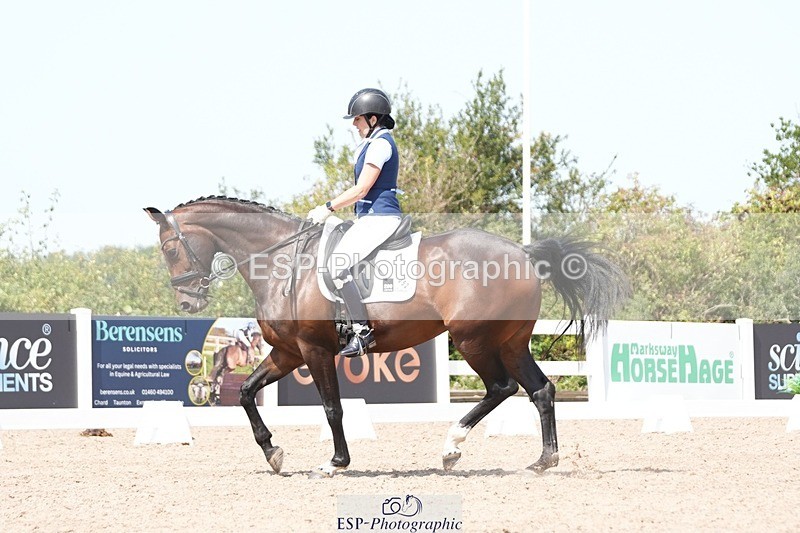 250817-125842-09535 - 052-Marcela.PomphreyLinkeltje.DE.J