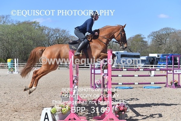 BPP_3169 - CLASS 14  Senior Newcomers/ 1.10m Open