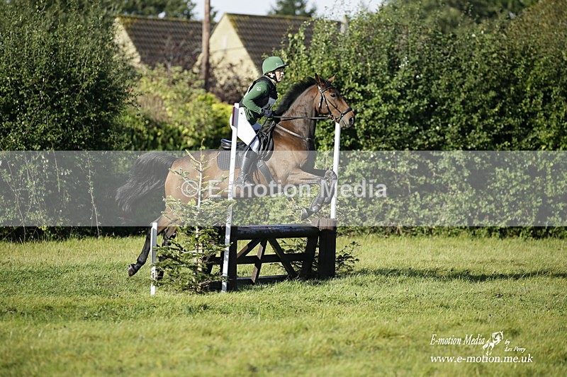  WWHT 031021 679 - WWEC Novice Restricted (0.80m) 18/10/20