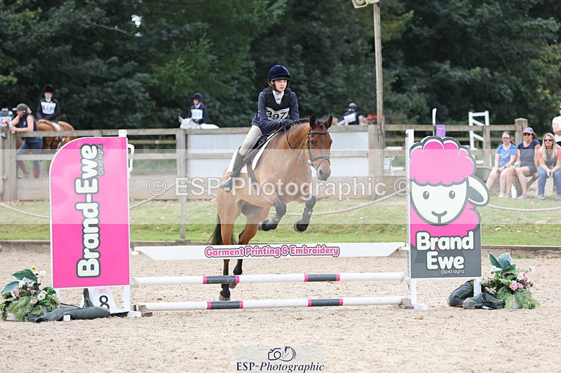 240823X-143548-18499 - 70cm R1 13.45 to 15.30