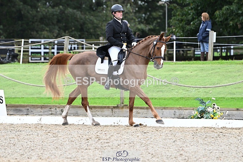 231019-150028-04346 - 059-MINNIE.MANOEUVREZ-Mark.Ford-DR