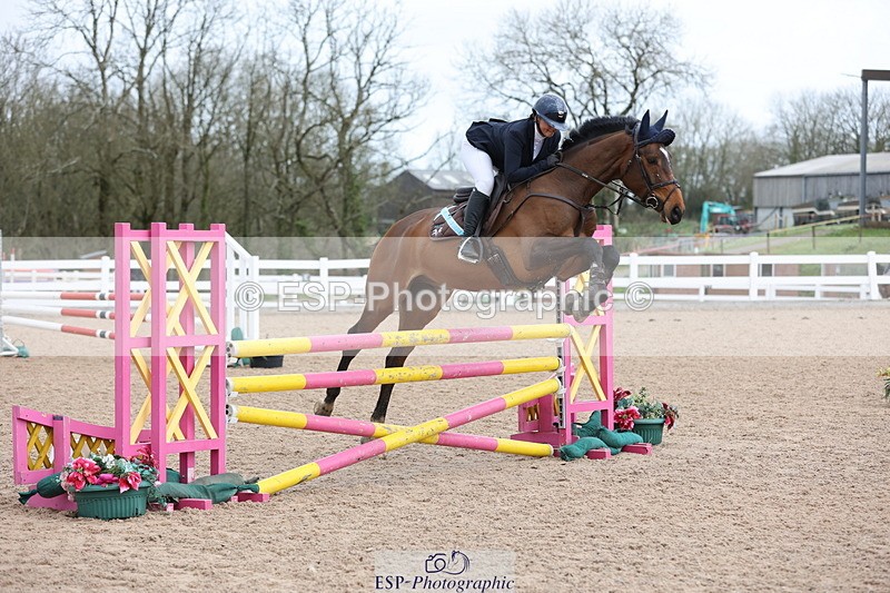 240406A-112207-03035 - Cls 20 British Novice and 90cm Open