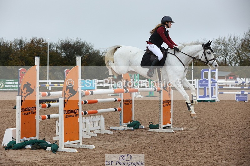 231112A-134400-04641 - Cls 20 Newcomers & 1.10m Open