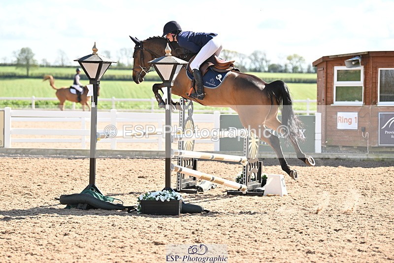 240419A-161225-08825 - Cls 14, 1 Star Bronze Tour 1.10m