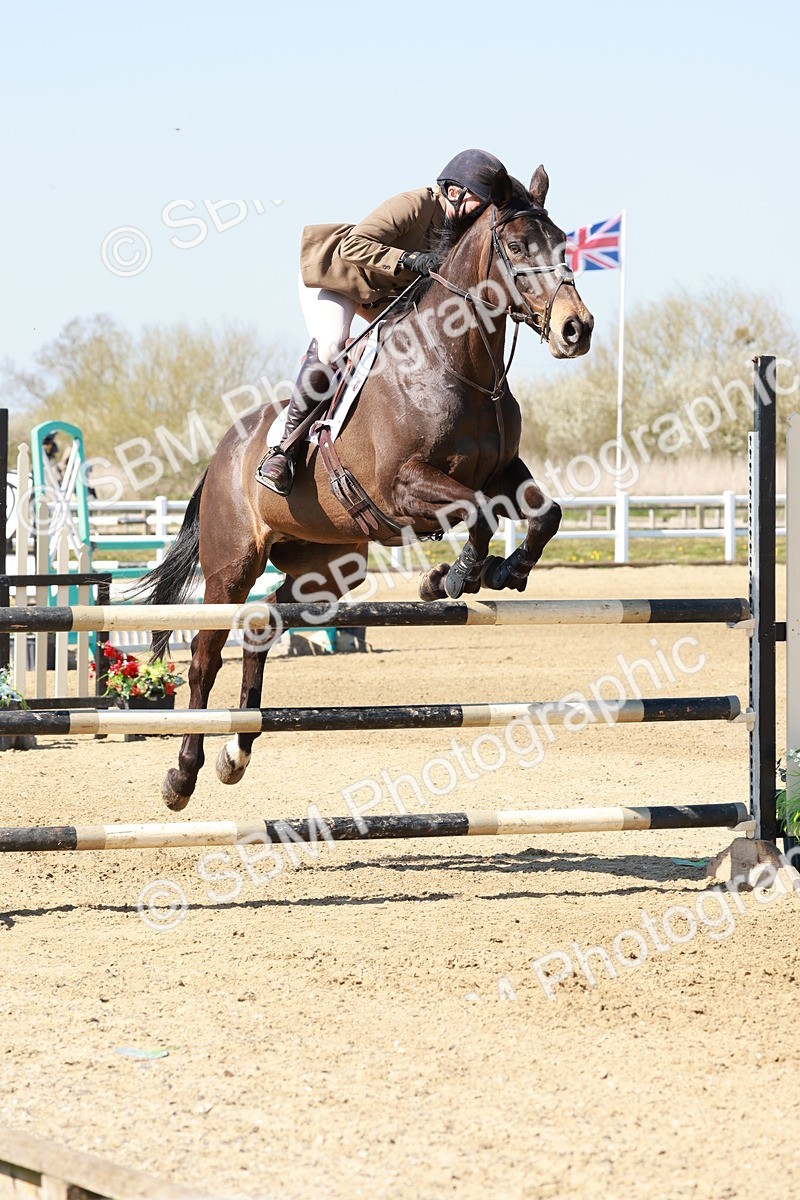 SBM_004383 - Class 17 - Senior Newcomers - 1.10m