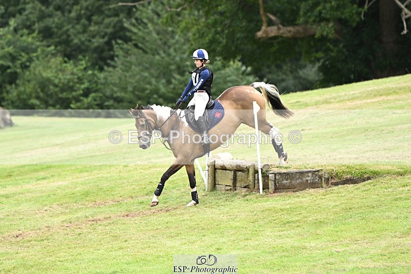 240825X-164459-37343 - 80cm XC 16.30 to 17.30