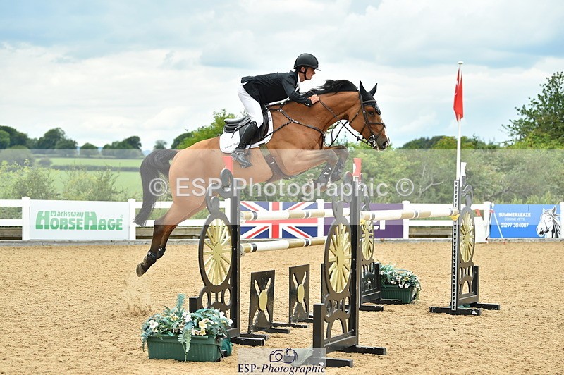 230720A-140130-03275 - Cls 21, 1 Star Gold 1.30m