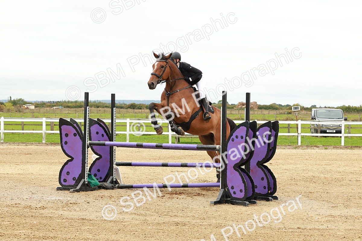 1I0A7630 - Class 4 - Senior Newcomers 1.10m