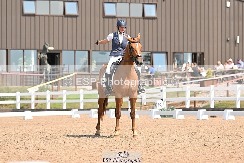 250816-122740-04517 - 051-Alana.ShaplandForever.Autumn.DS