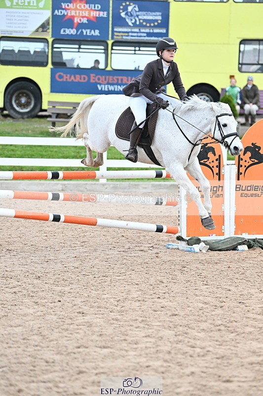 231119A-113900-05466 - Sun Cls 5 Newcomers & 1m Open