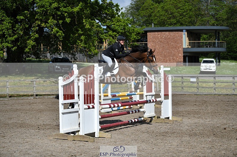 230512-103031-00535 - Cls 10 Snr 85cm Schooling
