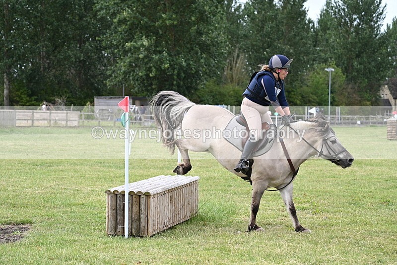 WJ7_4835 - 60cm XC Time 09:58 to 10:16