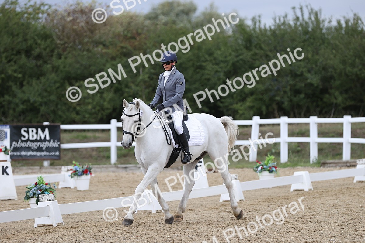 SBM_004263 - Class 9 - Novice 3 Champs