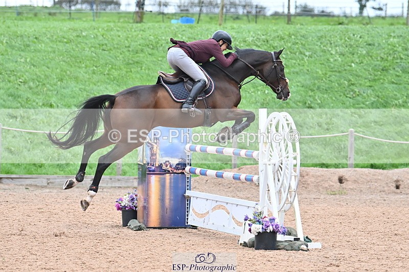 231013A-150640-02901 - Cls 9 Foxhunter & 1.20m Open