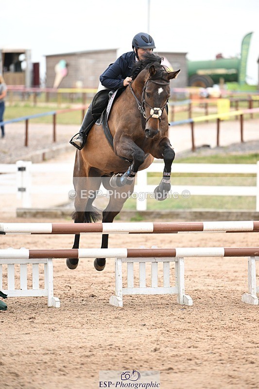 250727-091459-08745 - Cls 31 British Novice and 90cm