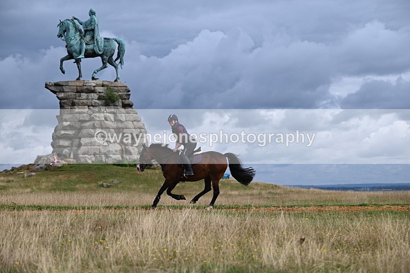 DSC_4472 - Time at Statue 09:50 to 11:09