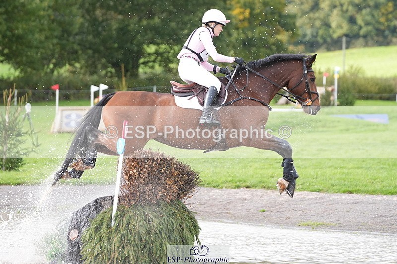 251024A-133108-11149 - B-170-Mollie.Summerland