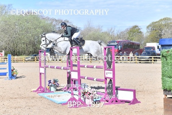 BPP_1857 - CLASS 19 SUN Senior Foxhunter/ 1.20m Open