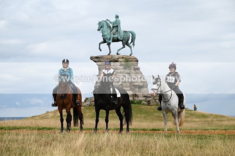 DSC_5980 - Time at Statue 12:17 to 12:44
