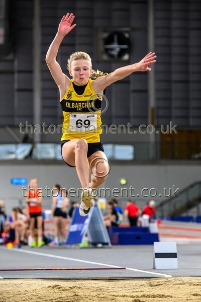 AgeInd25SUN-913084 - Field Female