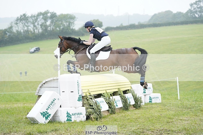 240901A-103444-05801 - 316-Francesca.Lawrence-WITH.A.LITTLE.BIT.OF.LUCK