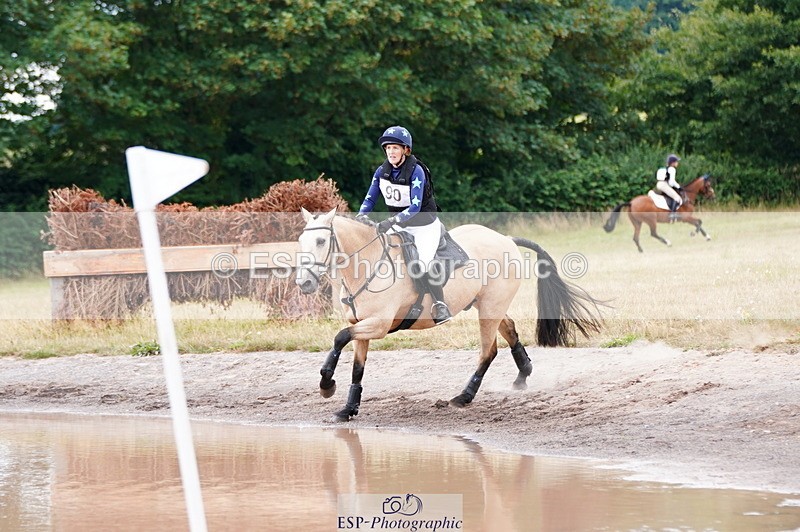 250802A-135118-04865 - B-090-Kate.Markham-SEYCHELLES.SILVER