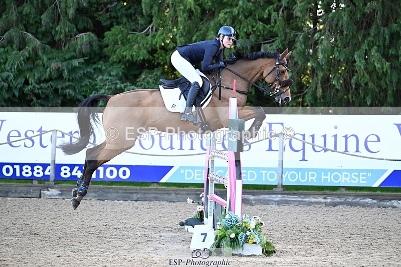 251024A-093528-06128 - B-105-Emily.Grace