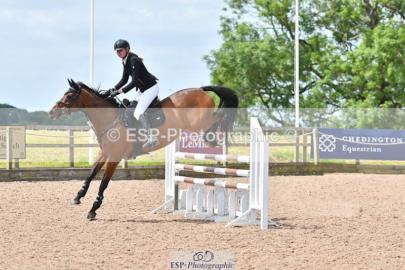 240609A-113909-04667 - Cls 17 Snr 1.05m Open