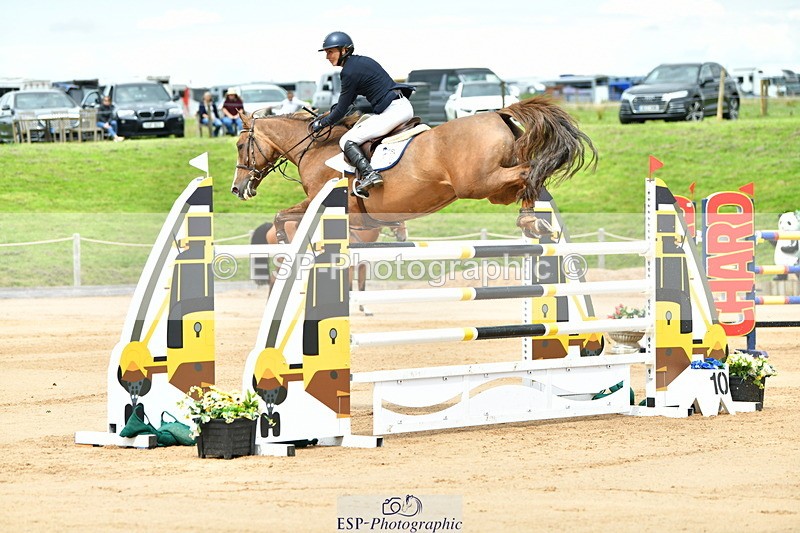 230720A-145301-03592 - Cls 9, 2 Star Big 1.40m Start to break