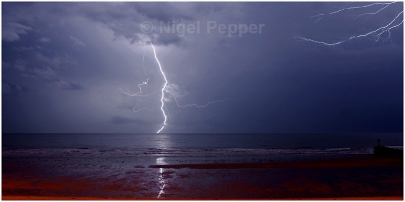 Lightning Strike ( 1 ) - Dramatic Weather