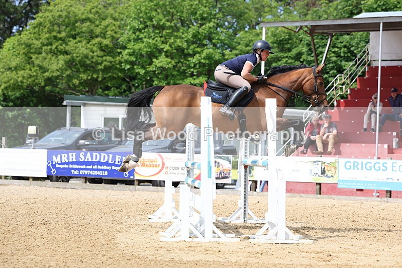 3E7A7127 - Class 7: Senior Newcomers/1.10m open