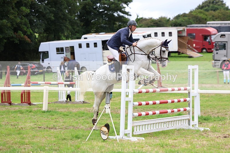 3E7A8343 - Class 8: Senior Foxhunter/1.20m open
