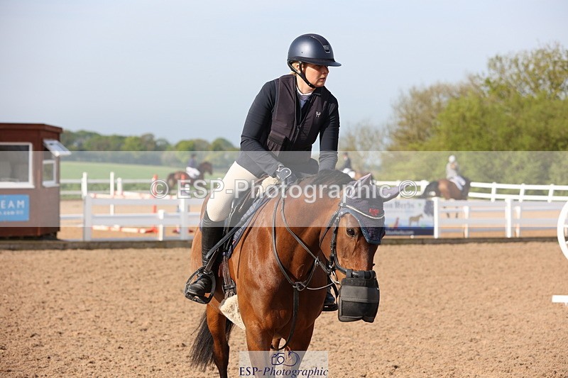 240510A-084042-04354 - Cls 13 British Novice and 90cm Open