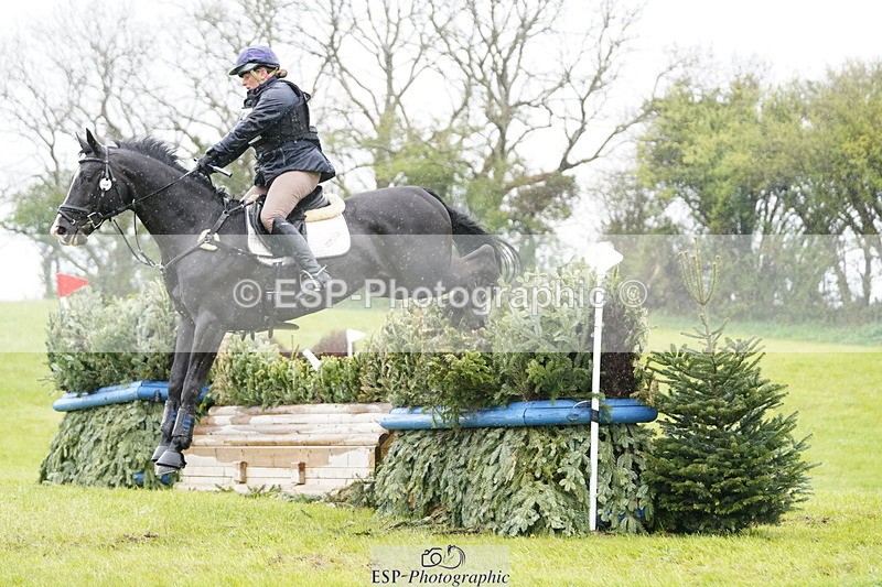 250418-140144-05166 - 251-Charlotte.Rowe-HEVANS.ROYAL.REVOLUTION