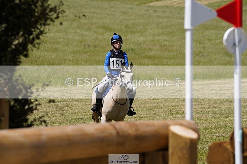240629X-132642-2887 - 151-Issy_Baldock-CREGGS_DUN