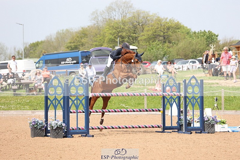 240511A-144151-14392 - Cls 36 National 1.30m Open