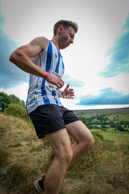DSCF5344 - Reeth Fell race seniors