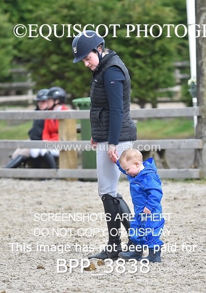 BPP_3838 - CLASS 4 Senior Newcomers/ 1.10m Open