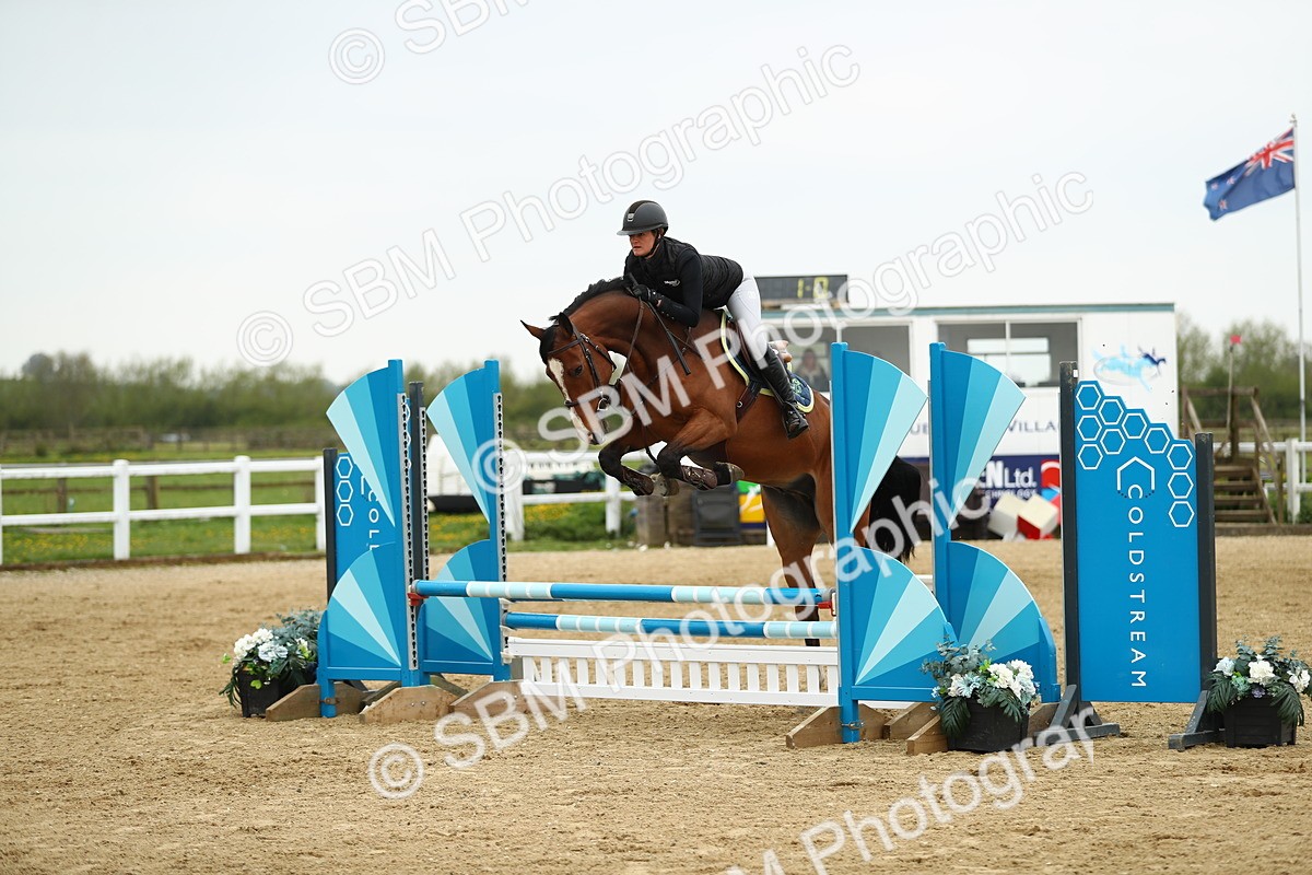 SBM_000426 - Class 2 - Senior British Novice 90cm