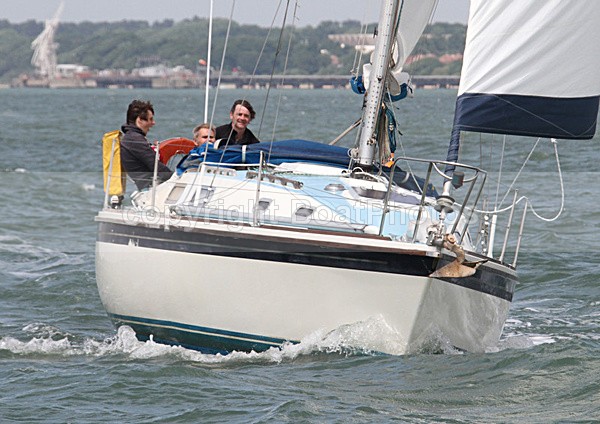 100613 ZORA GBR1343 IMG_1628 - Sailboats - monohull