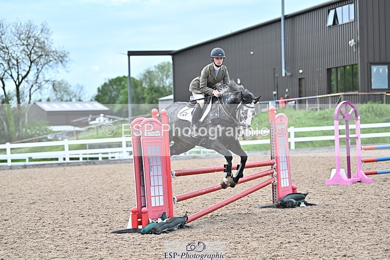 240514A-193342-00611 - 90cm