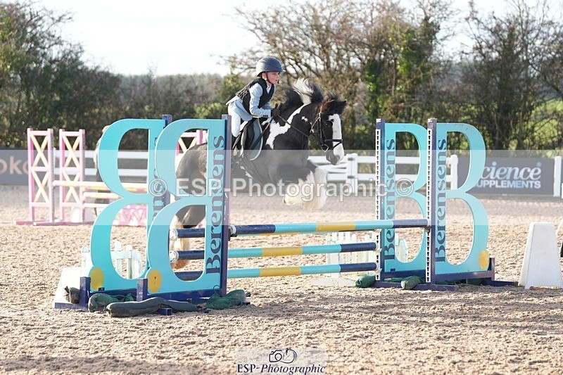 251130-141929-02286 - Cls 30 11 Yrs and Under