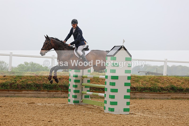 3E7A7200 - Class 7: Senior Newcomers/1.10m open